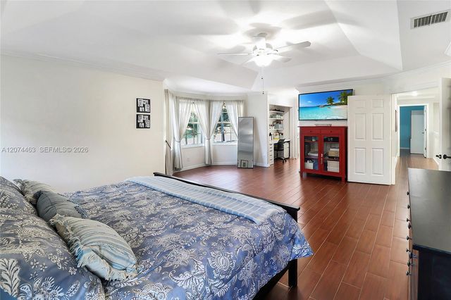 1108 NW 180th Avenue, Pembroke Pines, FL 33029