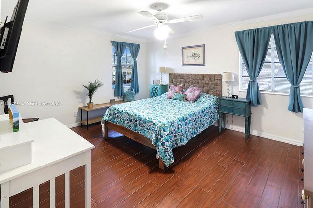 1108 NW 180th Avenue, Pembroke Pines, FL 33029