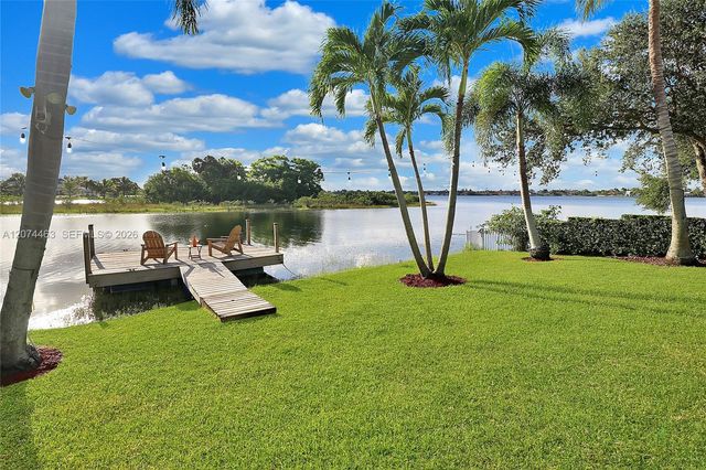 1108 NW 180th Avenue, Pembroke Pines, FL 33029