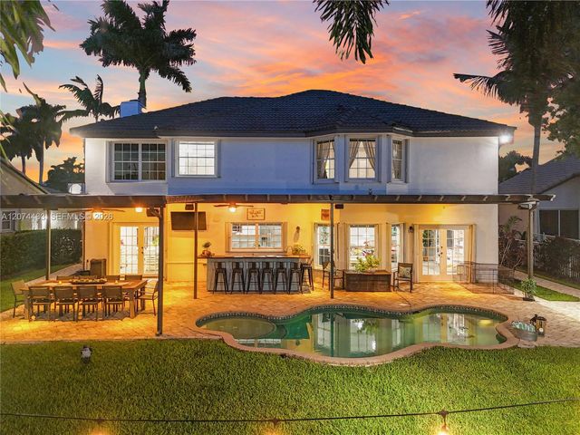 1108 NW 180th Avenue, Pembroke Pines, FL 33029