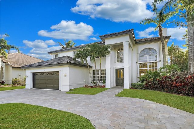 1108 NW 180th Avenue, Pembroke Pines, FL 33029