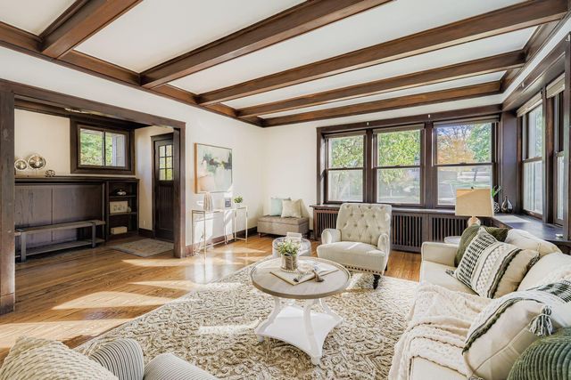 4856 Dupont Avenue S, Minneapolis, MN 55419