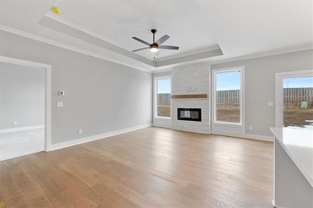 25069 W 94th Terrace, Lenexa, KS 66227