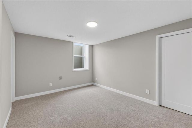 25069 W 94th Terrace, Lenexa, KS 66227