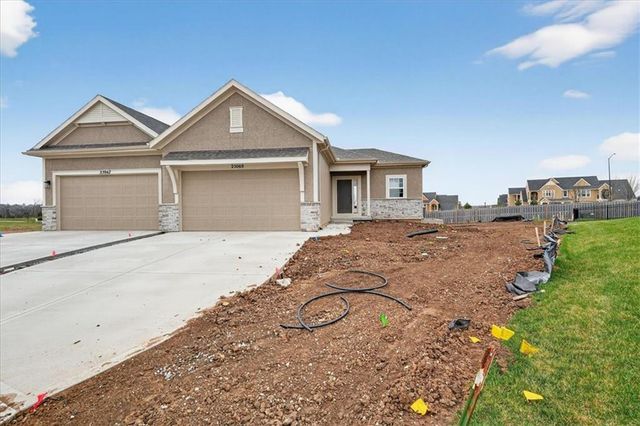 25069 W 94th Terrace, Lenexa, KS 66227