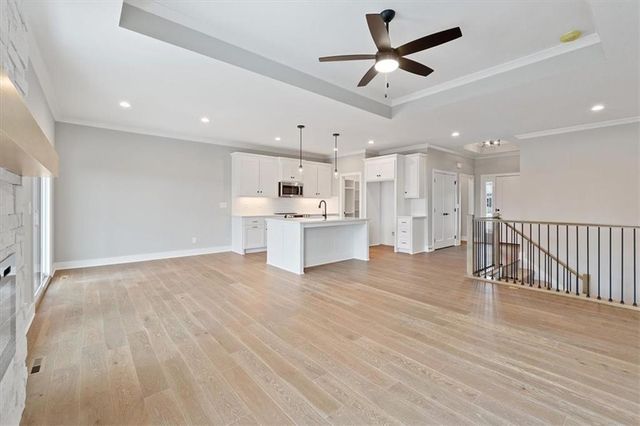 25069 W 94th Terrace, Lenexa, KS 66227