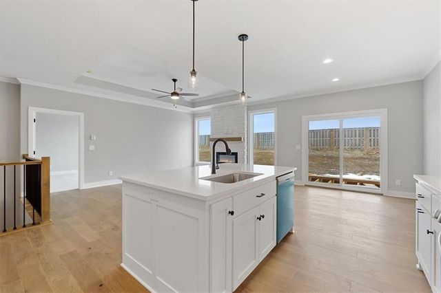 25069 W 94th Terrace, Lenexa, KS 66227