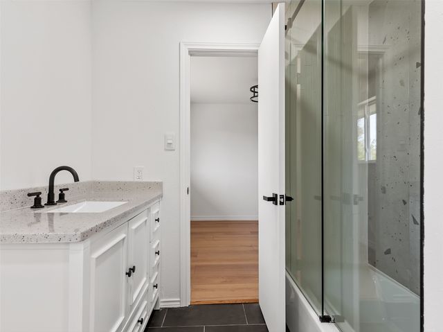 7605 Meadow Oaks Drive, Dallas, TX 75230