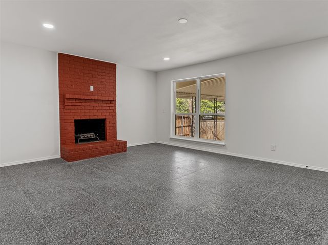 7605 Meadow Oaks Drive, Dallas, TX 75230