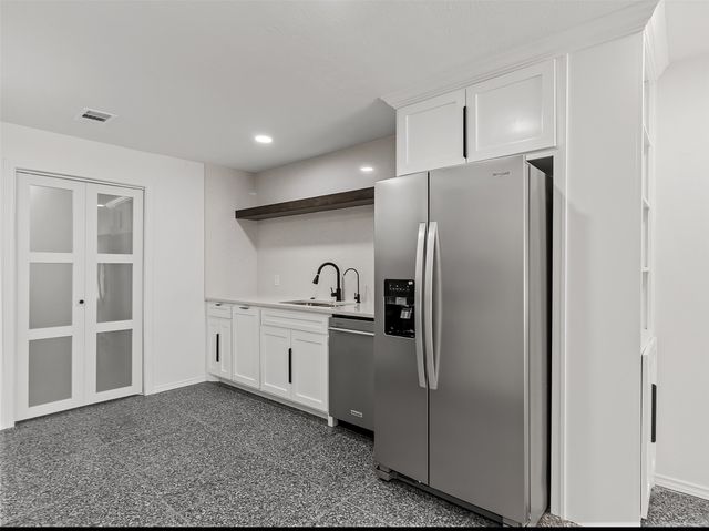 7605 Meadow Oaks Drive, Dallas, TX 75230