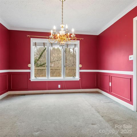 2 Sun Up Lane, Candler, NC 28715