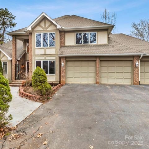 2 Sun Up Lane, Candler, NC 28715