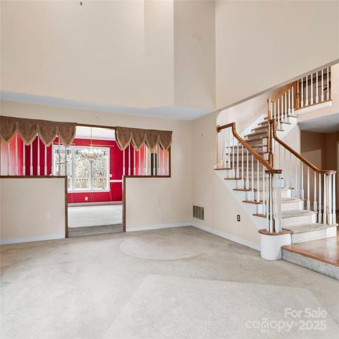 2 Sun Up Lane, Candler, NC 28715