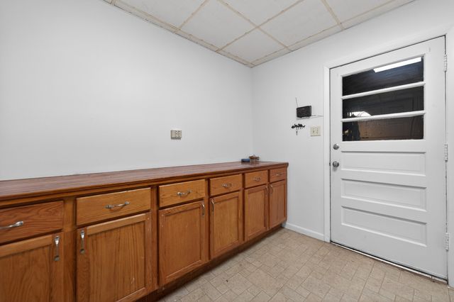7307 W College Drive, Palos Heights, IL 60463