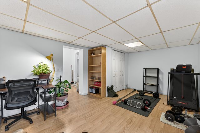7307 W College Drive, Palos Heights, IL 60463