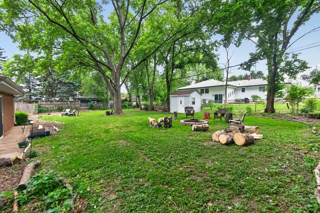 7307 W College Drive, Palos Heights, IL 60463