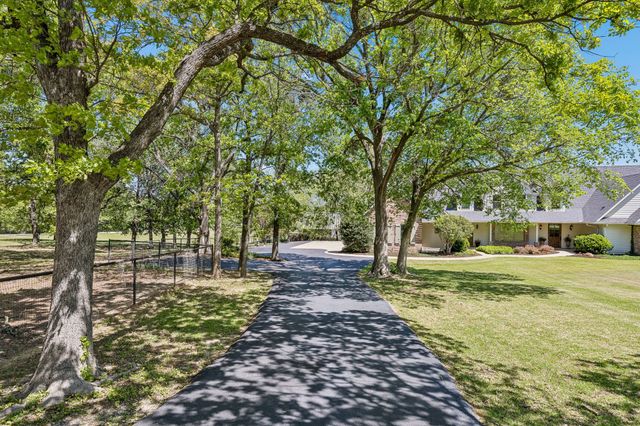 111 Stonecrest Road, Argyle, TX 76226