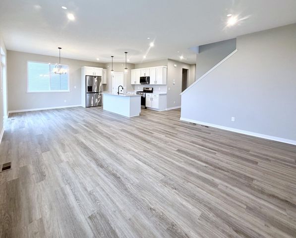 3153 Jandura Avenue NE, Saint Michael, MN 55376