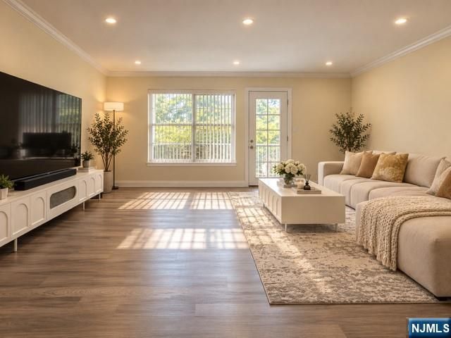 100 Crown Court 461, Edgewater, NJ 07020