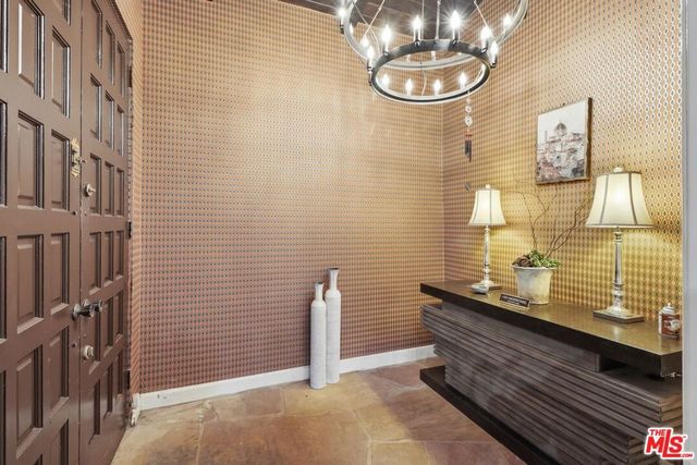 1641 N Crescent Heights Boulevard, Los Angeles, CA 90069