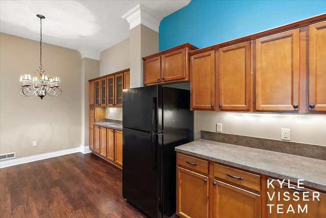 892 Bridge Crest Drive, Ada, MI 49301