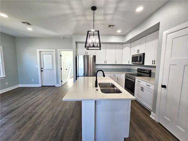 2366 Scott Circ, Ingleside, TX 78362