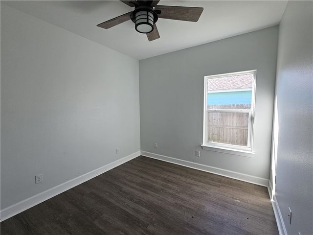 2366 Scott Circ, Ingleside, TX 78362