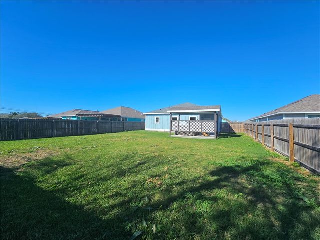 2366 Scott Circ, Ingleside, TX 78362