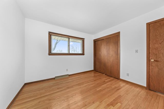 N60W15671 Hawthorne DRIVE, Menomonee Falls, WI 53051