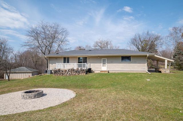 N60W15671 Hawthorne DRIVE, Menomonee Falls, WI 53051