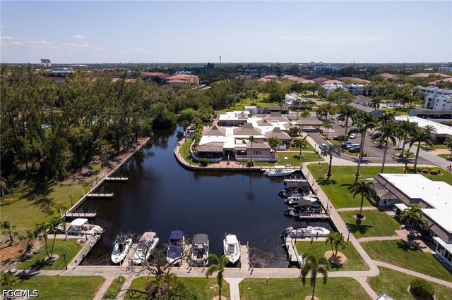 5705 Harbour Club RD, Fort Myers, FL 33919