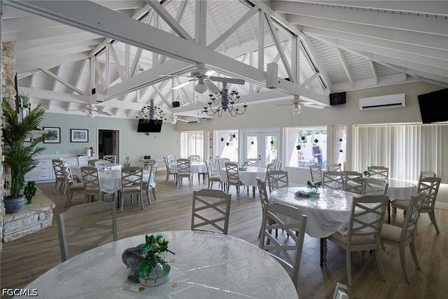 5705 Harbour Club RD, Fort Myers, FL 33919