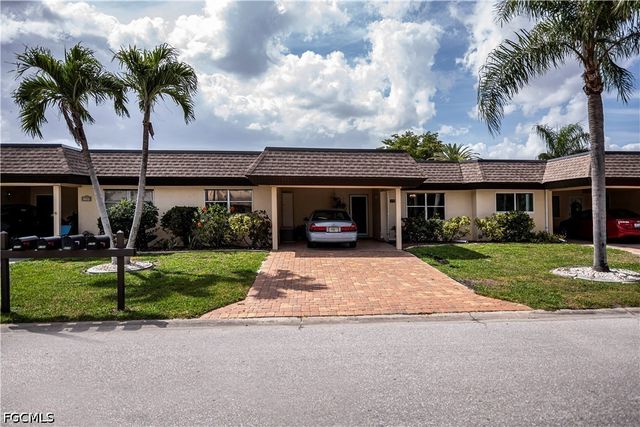 5705 Harbour Club RD, Fort Myers, FL 33919