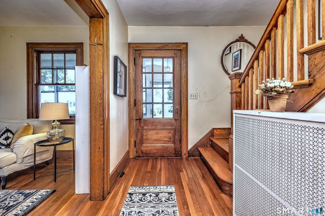 84 Park Avenue, Hamden, CT 06517