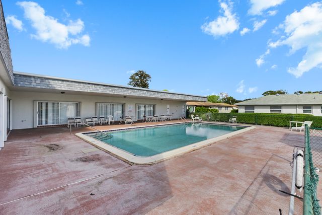 715 Whippoorwill Lane, Delray Beach, FL 33445