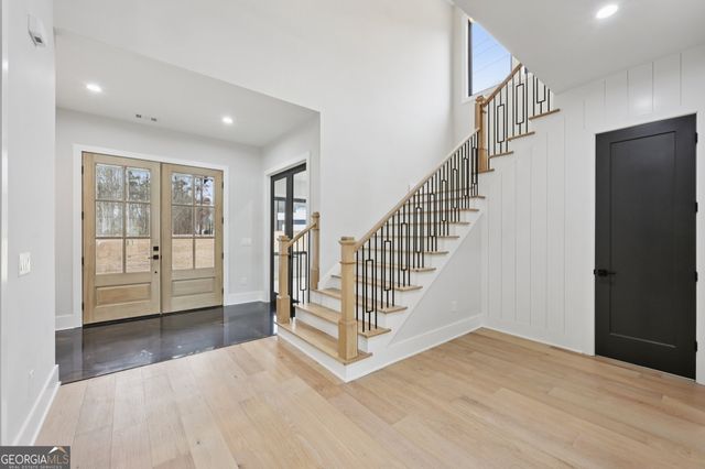 24 Rocking Wood Drive, Auburn, GA 30011