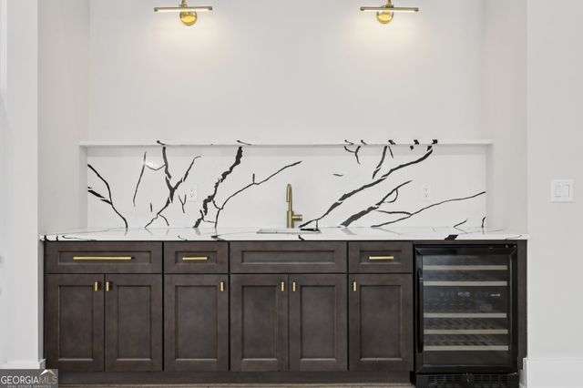 24 Rocking Wood Drive, Auburn, GA 30011