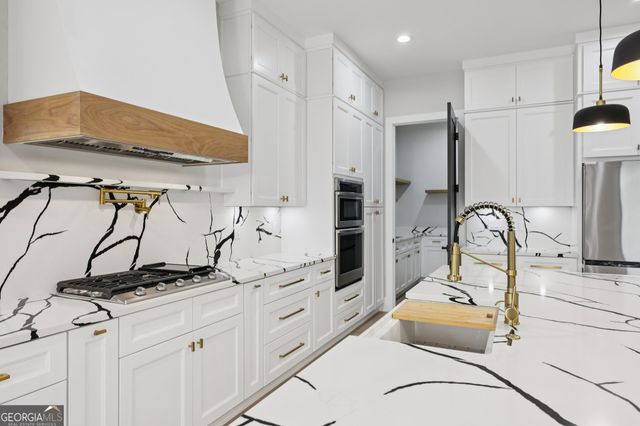 24 Rocking Wood Drive, Auburn, GA 30011