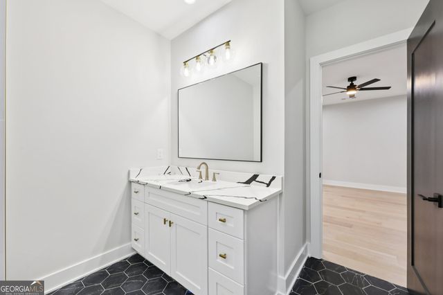 24 Rocking Wood Drive, Auburn, GA 30011