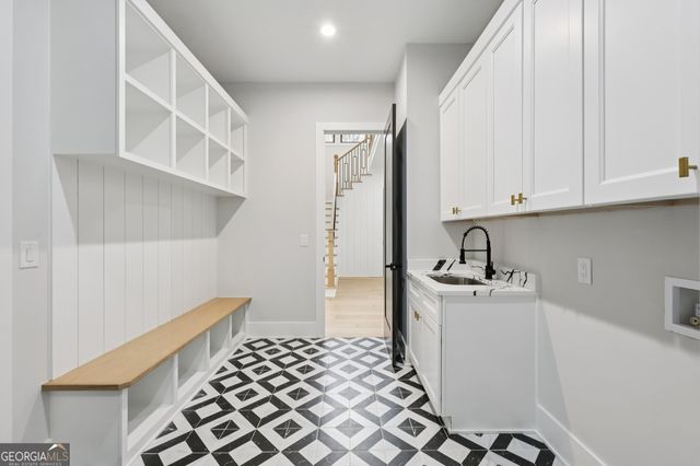 24 Rocking Wood Drive, Auburn, GA 30011