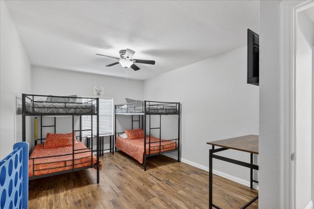 1004 Woodbrook Street, Arlington, TX 76011