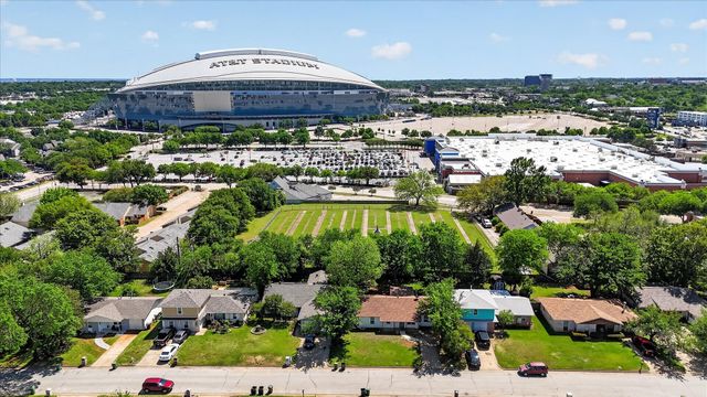 1004 Woodbrook Street, Arlington, TX 76011