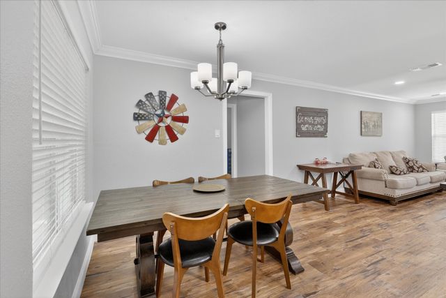 1004 Woodbrook Street, Arlington, TX 76011