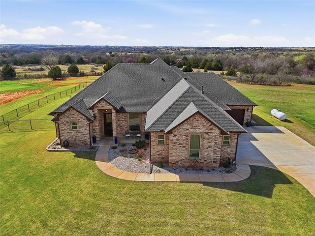 2246 County Road 1334, Blanchard, OK 73010