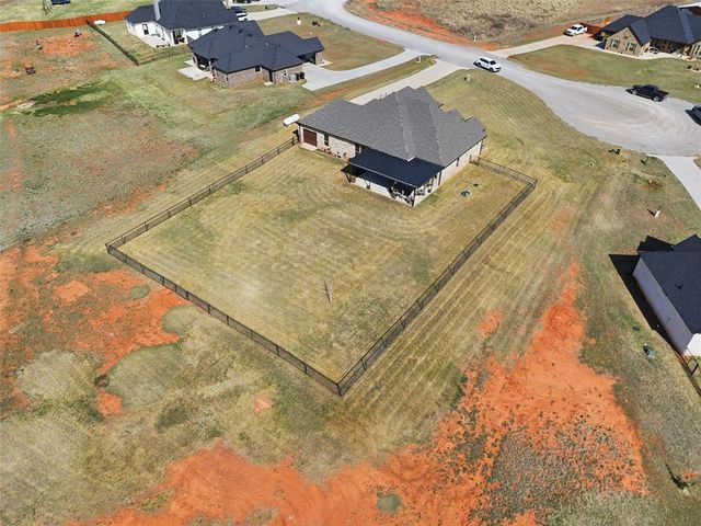 2246 County Road 1334, Blanchard, OK 73010