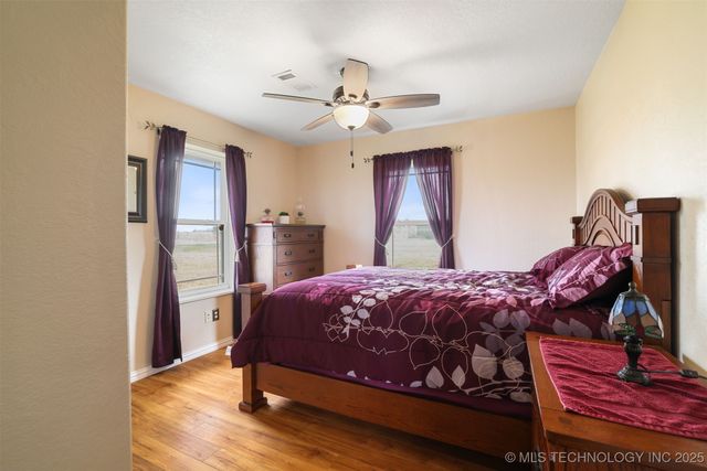 49 E 2nd, Durant, OK 74701