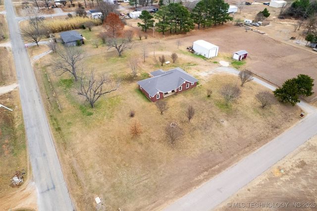 49 E 2nd, Durant, OK 74701