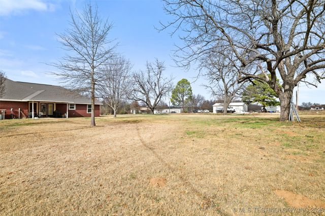 49 E 2nd, Durant, OK 74701