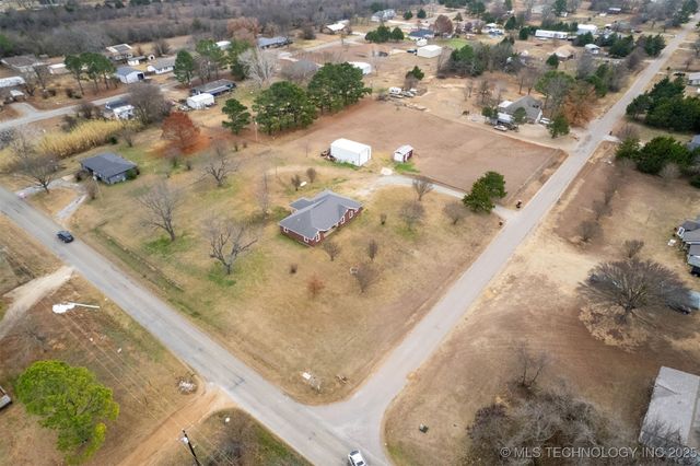 49 E 2nd, Durant, OK 74701