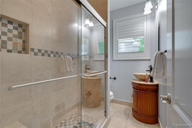47576 Valencia Circle, Novi, MI 48374